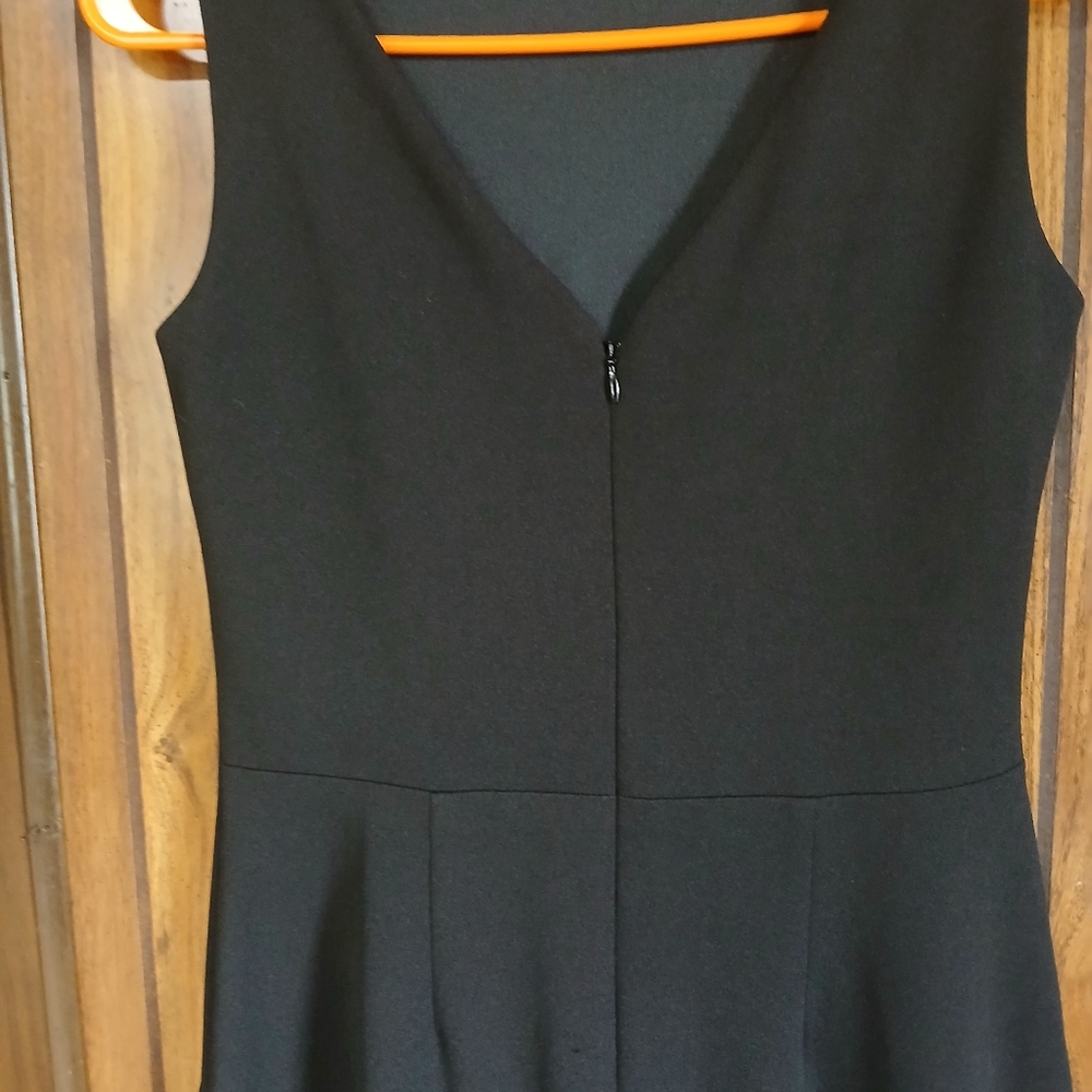 Betsey & Adam  Women's Long Sleeveless Boat Neck Ruffle Side Slit - Picture 8 of 8
